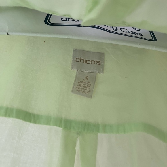 Chicos 3 100% Cotton Light Green Half Button Half Hidden Button Down Long Sleeve - Picture 6 of 11